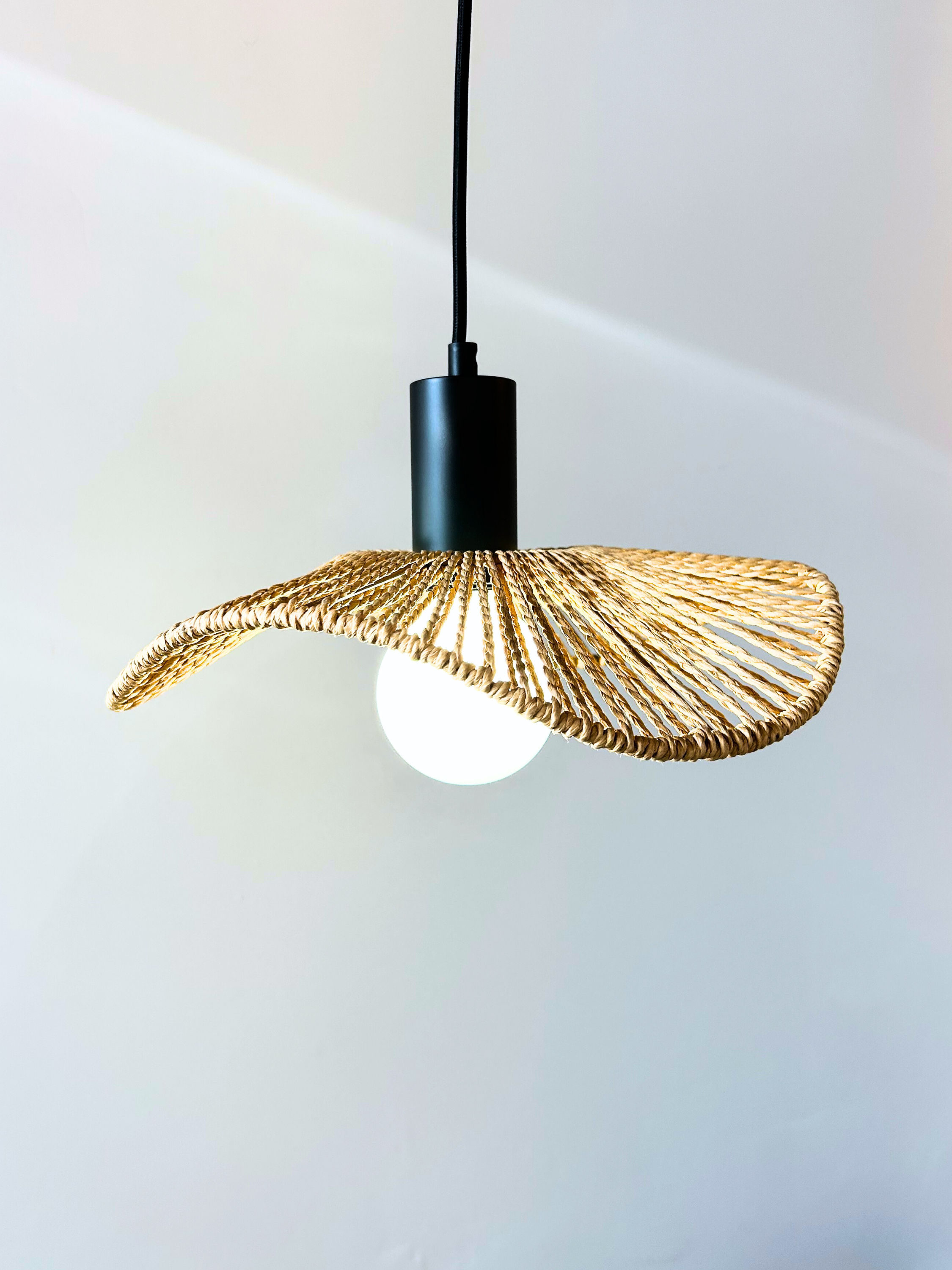 Woven Jute Wavy 12" Disc Pendant