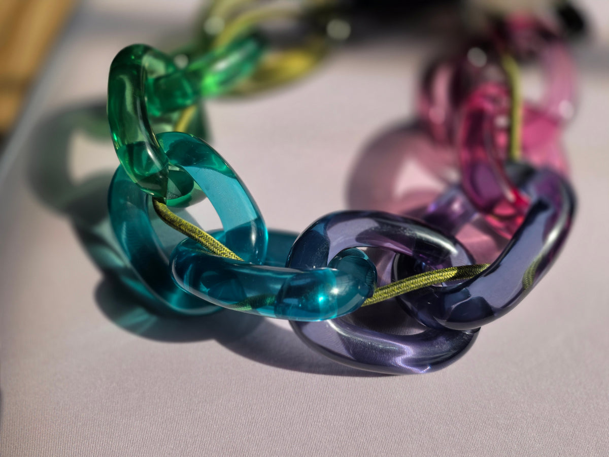 Acrylic Chain Link Ombre Pink Blue Green