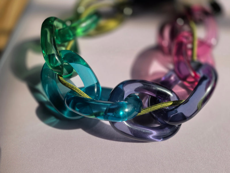 Acrylic Chain Link Ombre Pink Blue Green