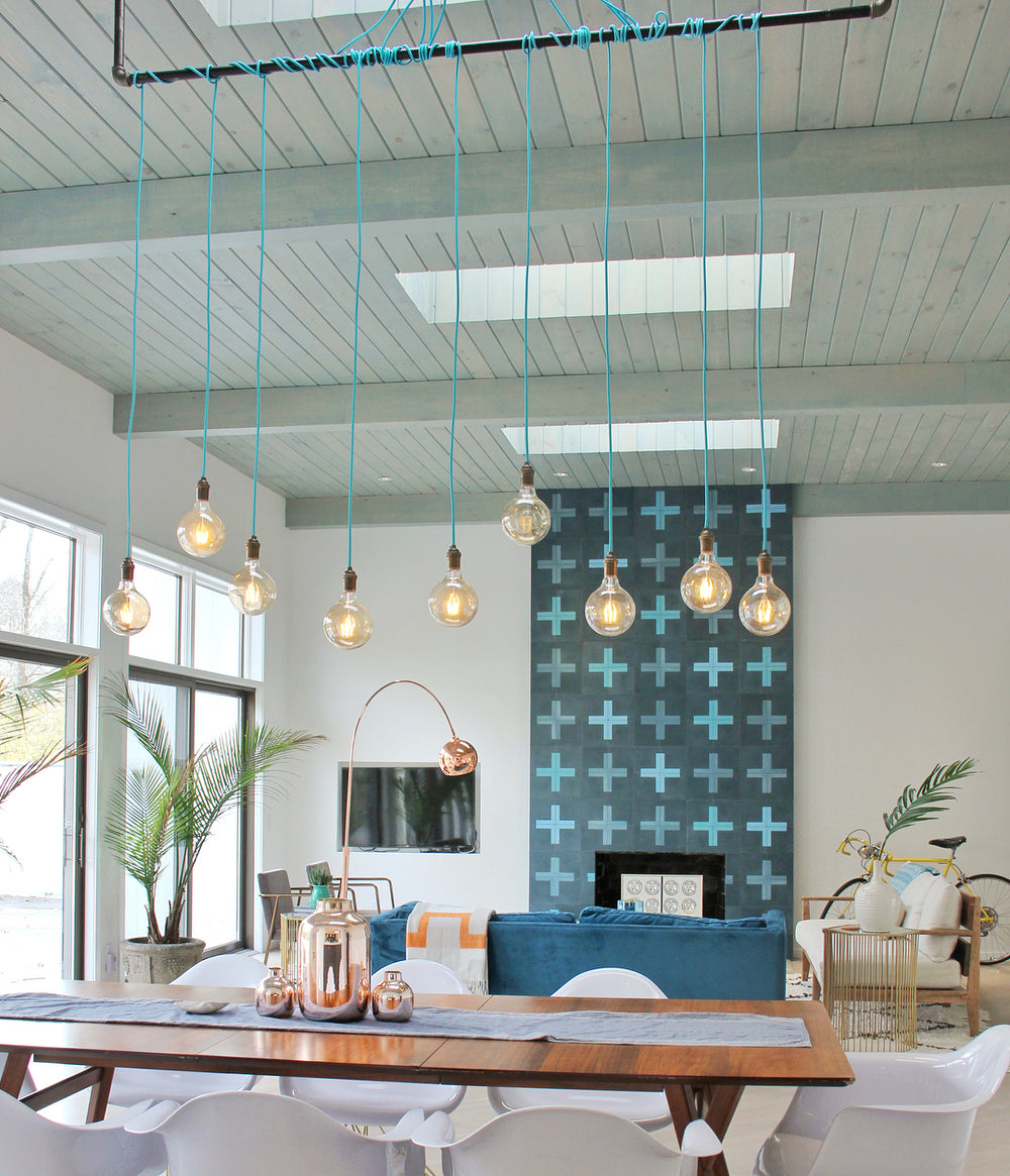 Linear Turquoise Pipe Wrap