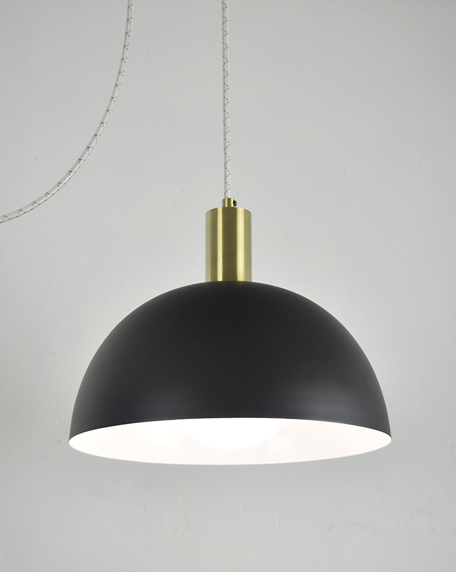 Dome Pendant: Black 12"