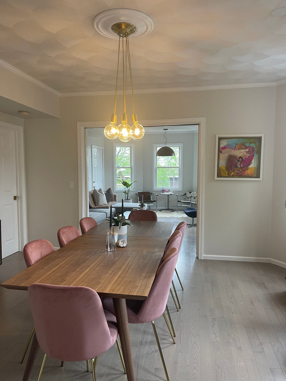 Small Dining Even Cluster 